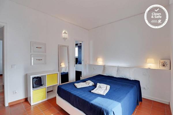 Albufeira Central by Homing