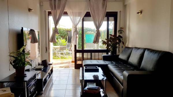 Cozy Garden T1 near the beach