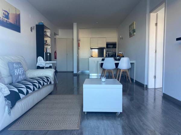 Deluxe apartment in Albufeira old town 200m walk to beach pool parking