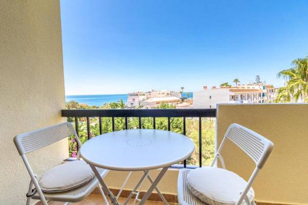 63 Calm Seaview and next to the Beach