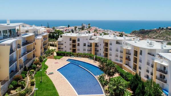 Sea view Apartment with 2 Terraces & Swimming pool