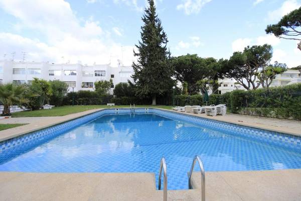 Vilamoura Cosy III With Pool by Homing