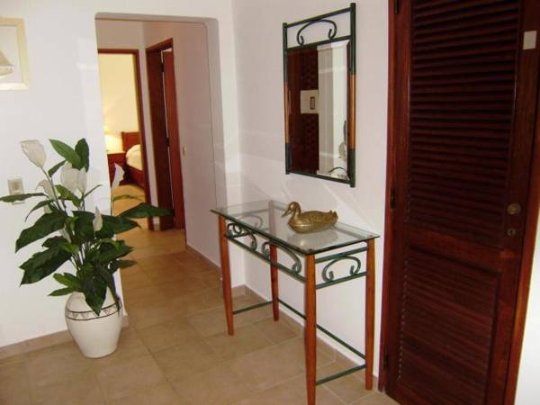 Villa Da Colina - front line villa over looking the beach and golf course in Vale Do Lobo