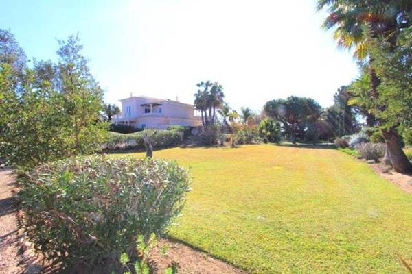 Casa Andre - 4 Bedroom Villa - Large Gardens - Perfect for Families