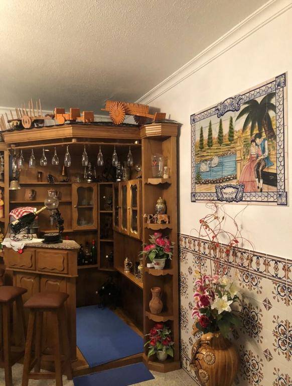 4 bedrooms house with city view enclosed garden and wifi at Corticada