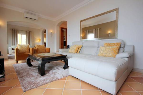 Balancal Apartments and Villas Palheiro Village