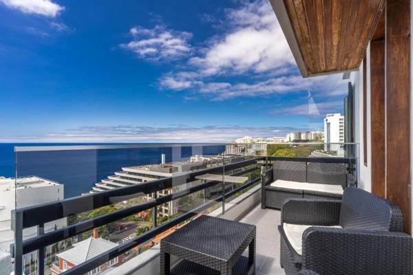 Monumental Apartment