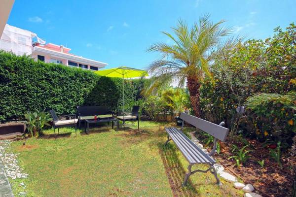 Casa Branca with garden by HR Madeira