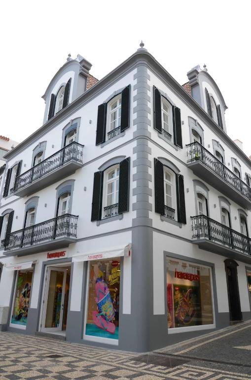 Edificio Charles 204