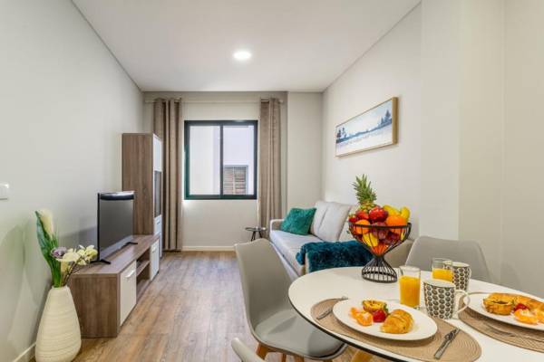 BEATMAN Boutique I by Atlantic Holiday