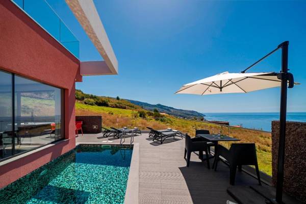 Peaceful private friendly informal villa panoramic sea-view Tranquility