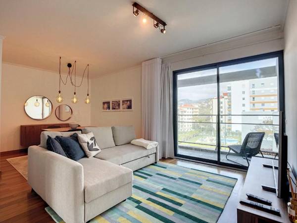 Terrace Apartment by Atlantic Holiday