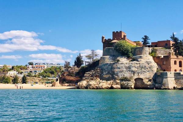 Front line townhouse Face la mer in Ferragudo luxury sea views