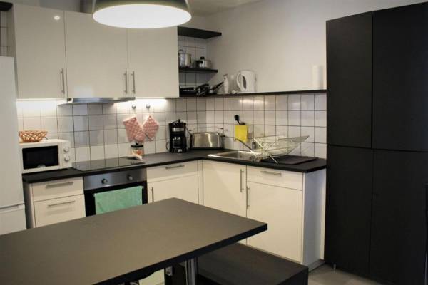 LovelyStay - Casa Palmeira Azul