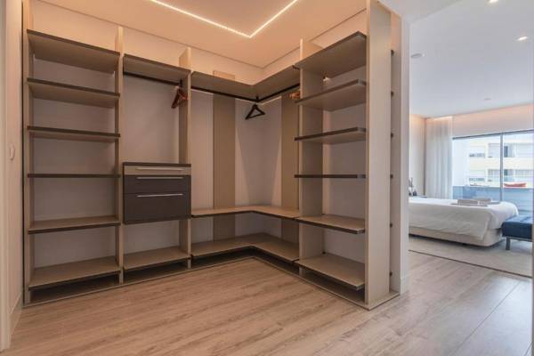 Modern & Charming Apartment W/Pool by LovelyStay