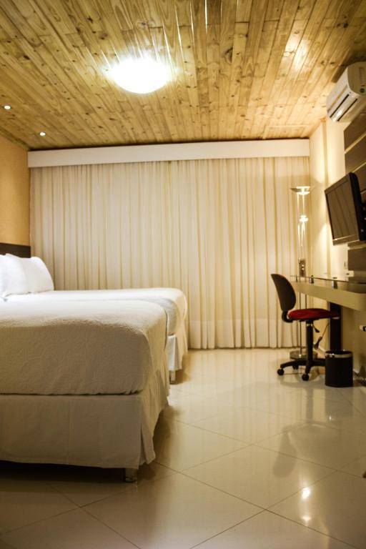Workspace - Marambaia Hotel
