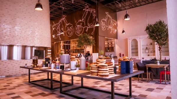 Hilton Salwa Beach Resort and Villas