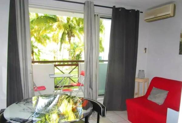 Studio avec terrasse amenagee et wifi a Saint Paul a 3 km de la plage