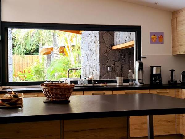 Villa EST'TIME piscine Saint-André 8 personnes