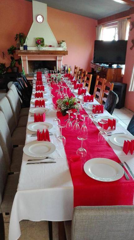 Maison de 4 chambres avec vue sur la mer jardin clos et wifi a Pont d'Yves