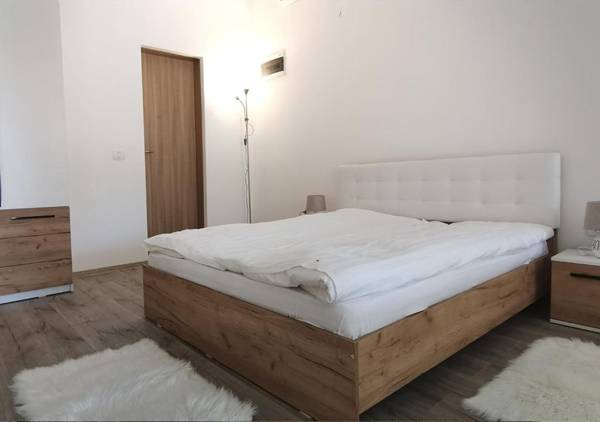 Neferprod Apartments - IS - CAM 07