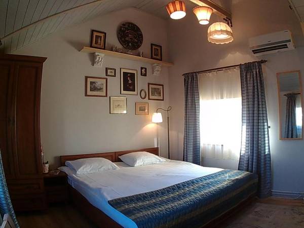 Vila Fortuna - Art O'Clock