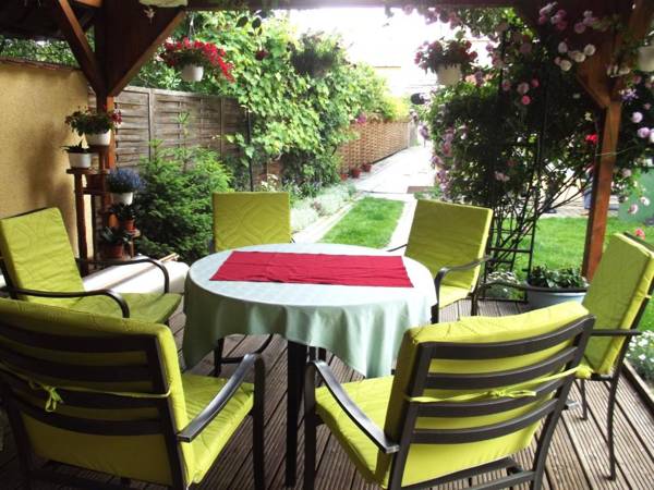 Vila Fortuna - Art O'Clock