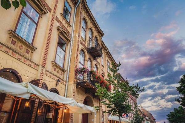 St Andrew's Balcony Apartment