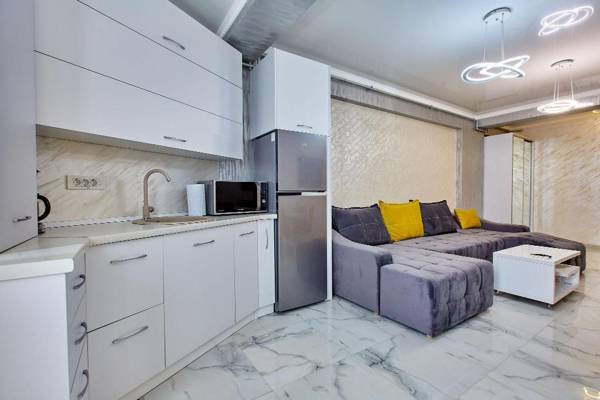 Deny's Apartment Stefan Resort