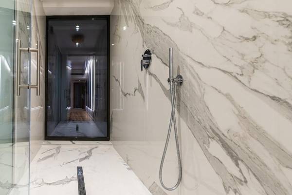 Poeme Mamaia Retreat