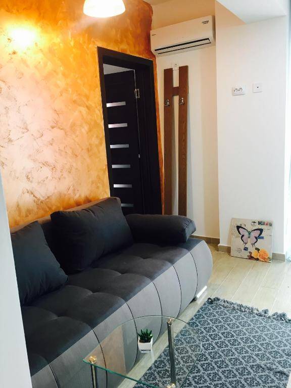 Upper East Tudor Residence