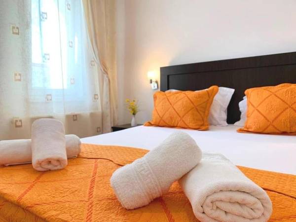 3-room Apartment 5 minutes to Palas Large & Very Clean