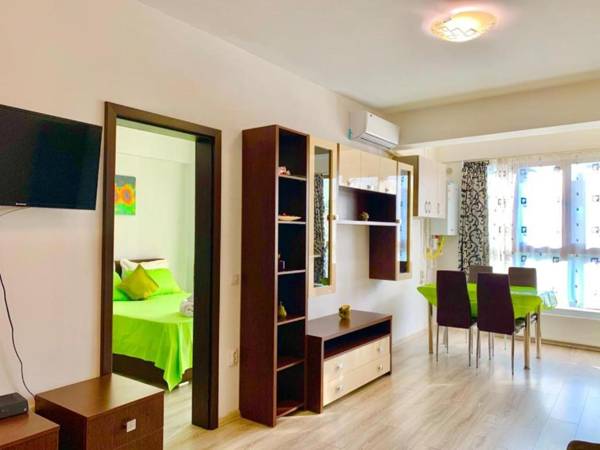 Elyse Comfortable Apartment close to Palas Mall