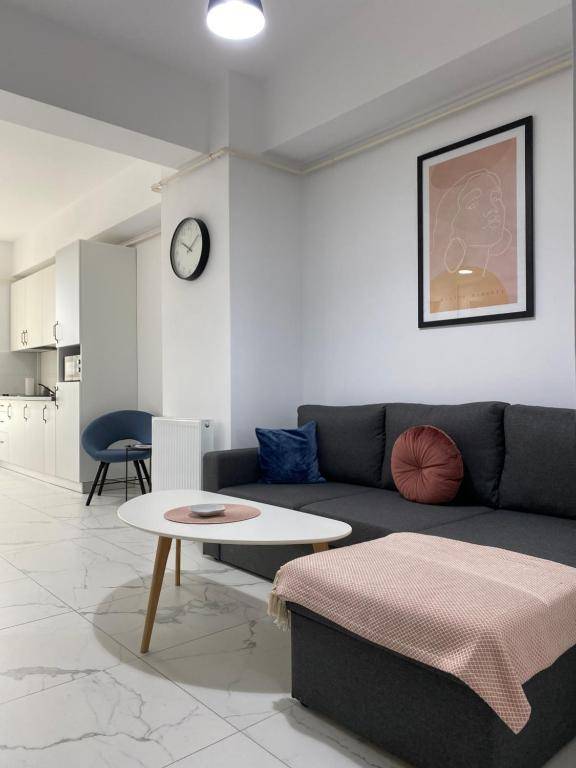 TOD Apartments Palas