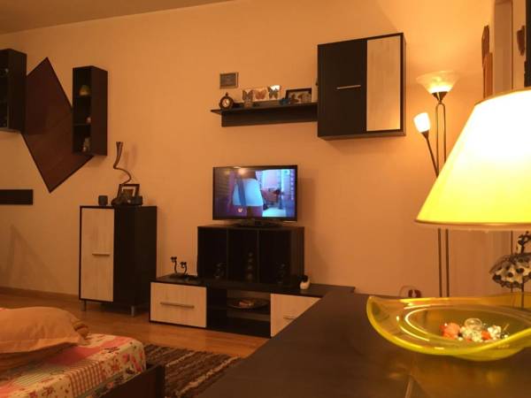 Mery Center Apartment