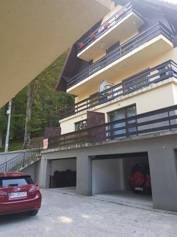 Apartament Kalinderu K1 Bușteni