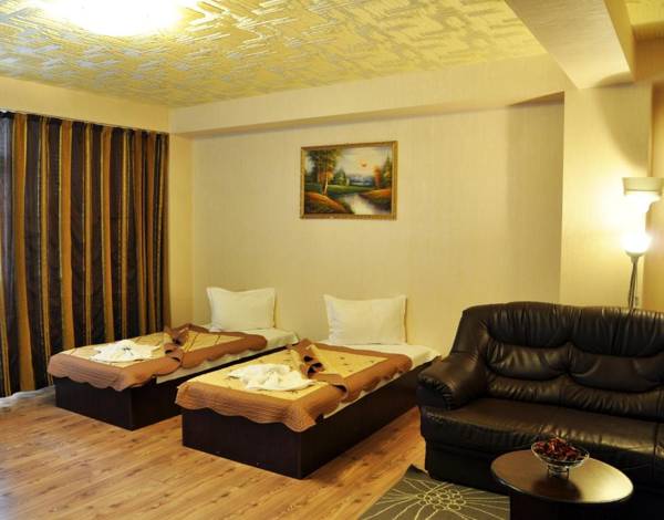 Hotel Charter Otopeni