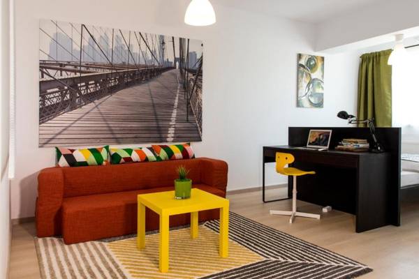 Studio R by MRG Apartments