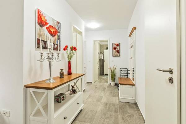 Elegant Sophia's Apartment