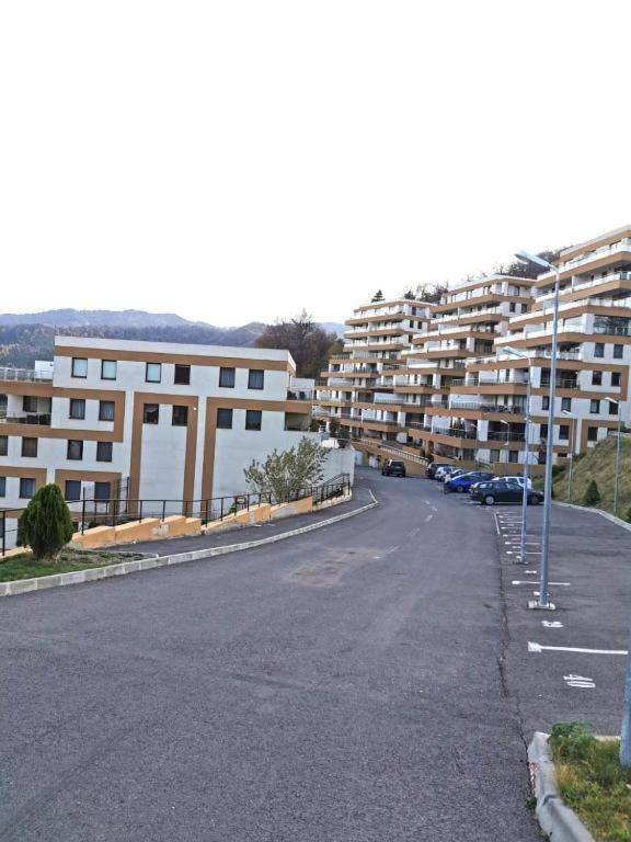 Seasons Primab Studio