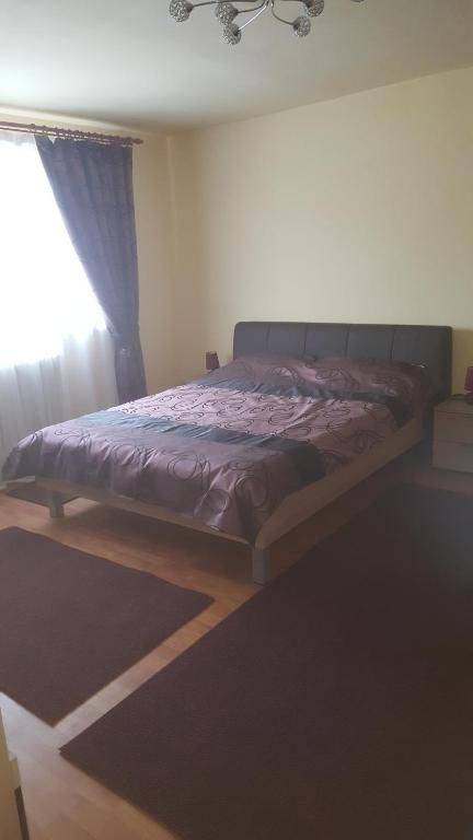 Cetate Apartament