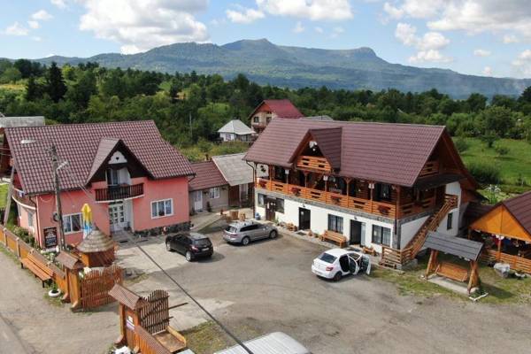 Pensiune agroturistică "Casa Teodora"