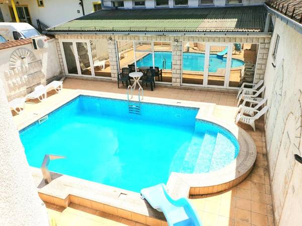 Cosy Novi Sad loft own POOL Sauna self check-in