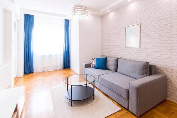 Grove Apartment + Free Parking