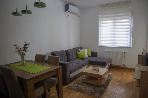 King's park apartment