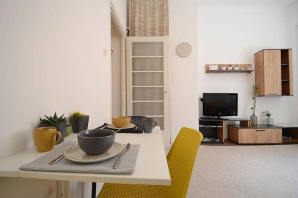 Pavla Papa Studio - Bright & central