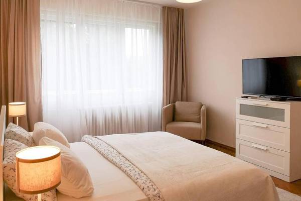 Pionirska Parkview Suite