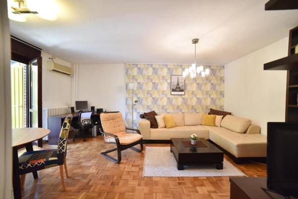 Apartment Milena with free garage