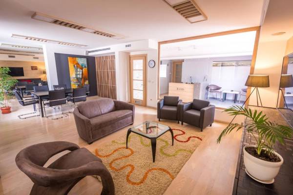 HostGost at BAMS (Private Spa included)