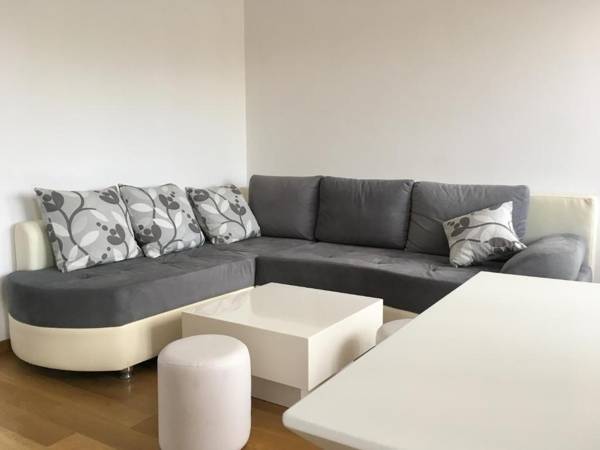 D2 - Cosy Downtown Apartment